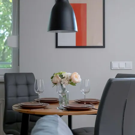 Appartamento Spacious With Air Conditioning And Two Parking Spaces By Renters