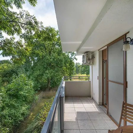 Appartamento Spacious With Air Conditioning And Two Parking Spaces By Renters *