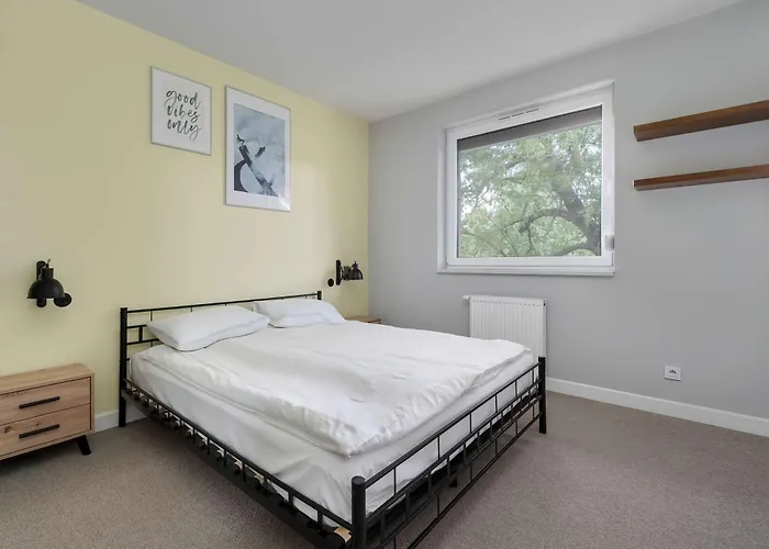 Apartment Spacious With Air Conditioning And Two Parking Spaces By Renters *